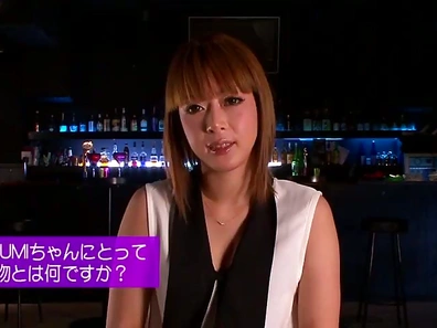 Tongue kissing Asian girl Azumi wants cock in her mouth too