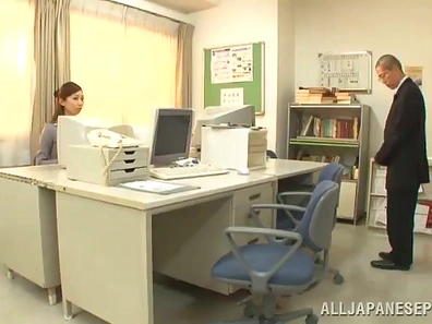 Terrific blowjob scene with helpful Japanese secretary Natsumi Inagaw