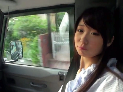 Yukiho Shiraoka wears a hot outfit while sucking on a man's prick