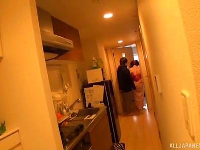 Hayakawa Mizuki Can't Resist Tempting Hot Fellow's Hard Cock Desirefully