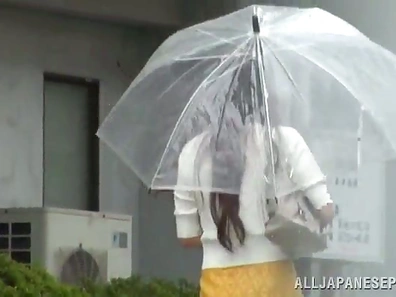 Seductive Asian Babe Gets Fucked Hard By Her Naughty Gyno Doctor's Hand