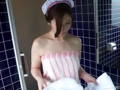 Sensuous Sasaki Aki Delivers Pleasurable Handjob for Lucky Partner's Desire