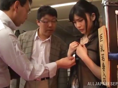 Satomi Nomiya Tempts Men With Her Mouth & Tits for Insatiable Pleasure