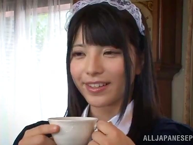 Seductive Japanese Maid Kneels To Worship His Manhood With Skillful Mouth