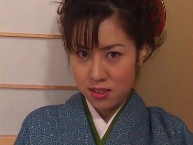 Sizzling Japanese Wife Chinatsu Gives Handjob Before Riding His Cock