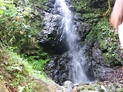 Outdoor Sex With Yanagawa Mako Ends In A Sexy Facial Finish