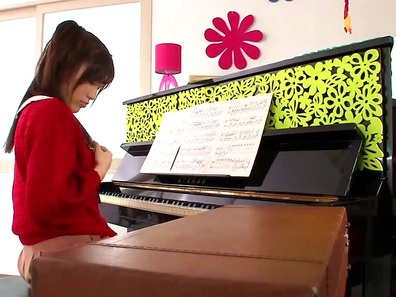 Sultry Asian Miki Sunohara Fingers & Toys Her Wet Pussy Until Climax