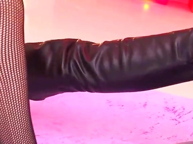 Mihiro only likes to get her pussy fucked hard!