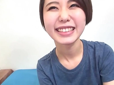 Amateur Gachinanpa-I'll give a reward to students who are vulnerable to pushing, so I invited them to intercrural sex-Mana Imori 1