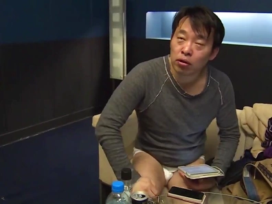 Seductive Erika Momotani Kisses Old Man Passionately Before Hot Sex