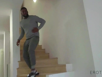 Japan VR Seduction Leads to Raw Black Cock Experience Unleashed Desire