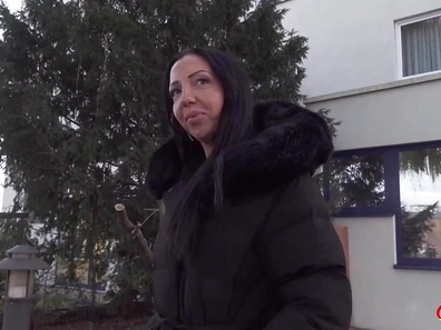 Tattooed Cougar's Busty Premiere Gets Explored by Firm Dick