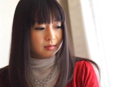 Amateur Asian brunette enjoys cock in her twat before swallowing