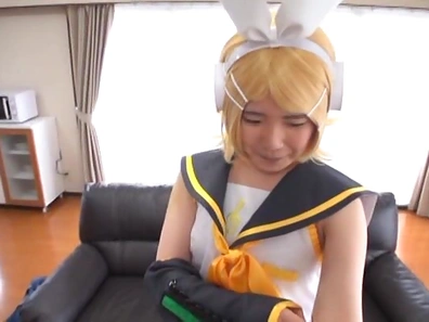 Tomoko Ashida featured in a kinky threesoome