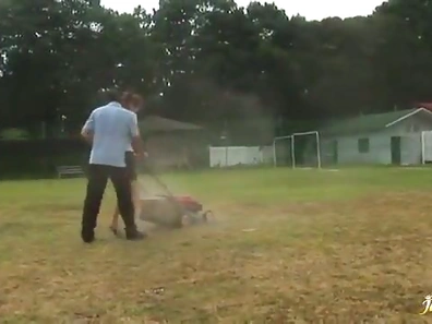 Hard Working Babe Gets Double Penetration Outdoors