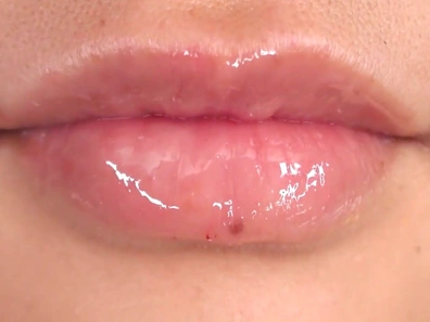 Shoko Kamakura cannot say no to an erected boner