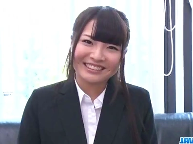 Sizzling Natsuki Hasegawa Shows Off Her Steamy Nude Masturbation Skills Live