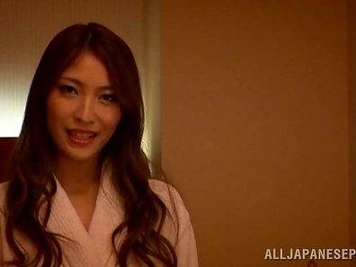 Busty Kakomi Sakura gives amazing blowjob