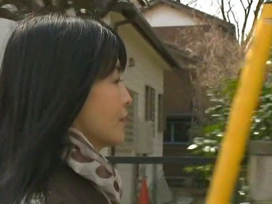 Public fuck session with a horny amateur milf