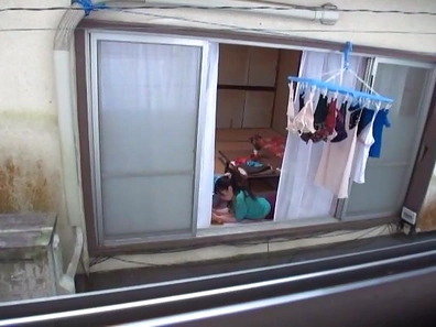 Horny married woman gets kinky on her cunt