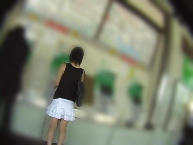 Amateur POV guy teases a nice ass lady in public transport